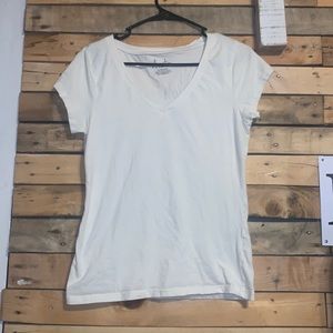 White Aveto v-neck t-shirt